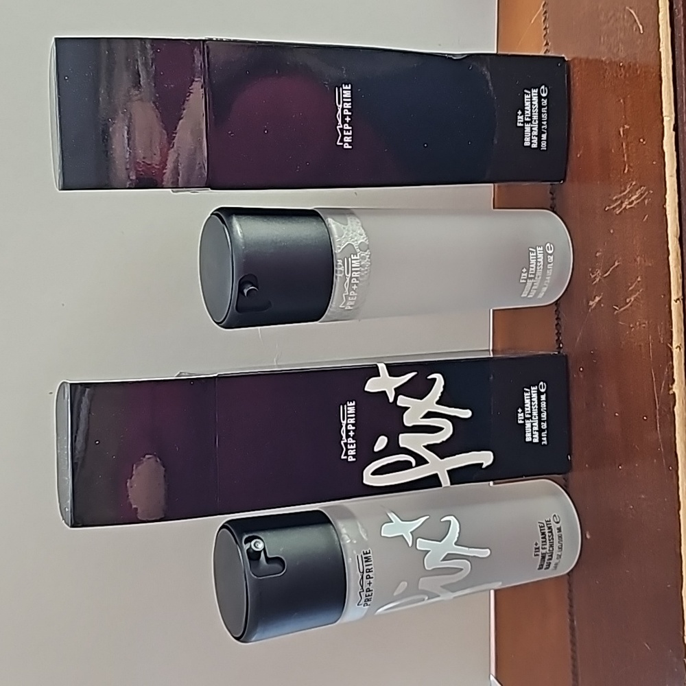 2 NEW  FULL size 3.4 oz Mac PREP + PRIME FIX+ refreshner/finishing spray